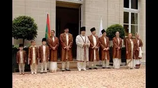 HAR LAHZA BASHAKL E BUTI AYYAAR  FARSI GINAN || Faiz Baig & Ambareen