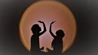 Alex San - HABLÁNDOLE A LA LUNA (Official Video)