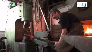 Stahl-Art Düsseldorf eine Eisenskulptur entsteht Juli 2015