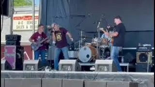 &ldquo;Just a Gigolo/I ain&rsquo;t got nobody&rdquo;David Lee Roth cover by Walking Molly