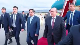 Премьер-министр начинает официальный визит в Алжир