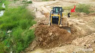 Incredible !! Bulldozer Removal Clearing Out Mud & Filling Good Stone Soil Installing Village Road