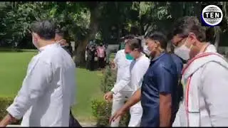 Rahul Gandhi arrives at Rajaji Marg residence to pay homage to Pranab Mukherjee | Last Rites