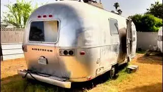 Vintage Airstream Trailer 1973 23