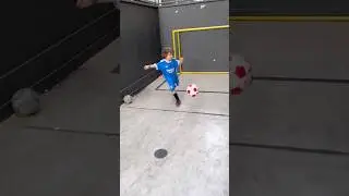 Quadra pequena do CONDOM&Iacute;NIO #shorts #futebol #realmadrid