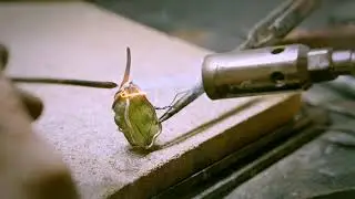 MOLDAVITE Jewelry by Wulflund Vltav&iacute;ny &Scaron;perky Czech Republic
