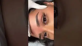 This brow style is designed for women whose mornings are already full.