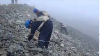 Seleccionadoras de mineral  de CUATRO HORAS