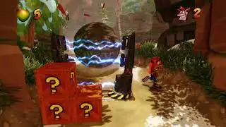 DON'T LOOK BACK! 🏃💨 | Crash Bandicoot Boulder Run (1 Minute Gameplay)