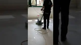 D&eacute;capage de sols de bureaux - Orl&eacute;ans