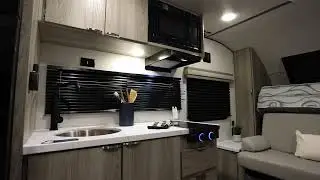 2025 Salem FSX 179DBK