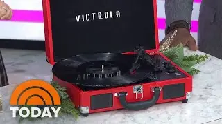Men&rsquo;s gift guide: Training wedge golf club, record player, and more