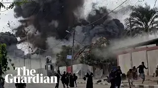 Palestinians flee after Israeli airstrike in Deir al-Balah, Gaza