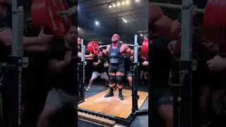 &ldquo;This lift shocked the entire gym&hellip;&rdquo; #Bodybuilding#GymLife#ExtremeStrength