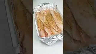 Как приготовить рыбу в духовке: рецепт с луком и сливочным маслом