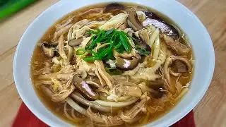 Суп с лапшой, курицей и грибами шиитаке! Простой и вкусный рецепт менее чем за 30 минут.