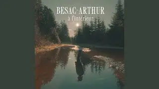 A l'intérieur