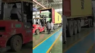 Double-station Machining Center heading to Malaysia loading in JMD factory