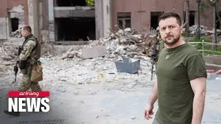 Zelenskyy visits Ukraine's southern front line