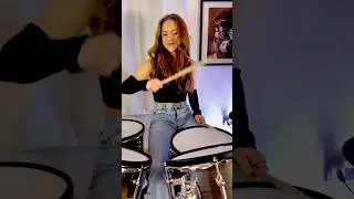 Walk of Life #direstraits #drummer #drumcover #femaledrummer #drummergirl #sheldon #80smusic