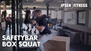 Safetybar Box Squat