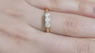 MD076 Multi Stone Engagement Ring