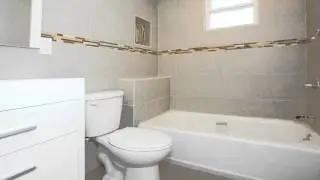 70 Hartwell Pl, Woodmere, NY 11598