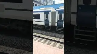 वंदे भारत एक्स्प्रेस 18sec VANDE BHARAT running at Full Speed 130Kms/Hr #indiarailways&nbsp;#irctc&nbsp;#speed