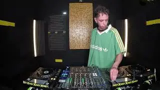Ivan Cerlino - Dj set Tech House - 484 - Ri&ouml;t.scampia