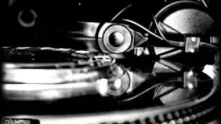 LEXXUS - LOW DEM (BUBBLICIOUS RIDDIM 2004).avi