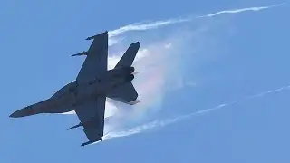 RAAF F/A-18F SUPER HORNET Display at the AVALON AIRSHOW 2017