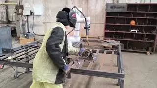 Роботизированная сварка с коботом FAIRINO FR10 #роботизированнаясварка #welding