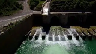 PRESA DEL EMBALSE DE YESA EN 4k