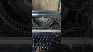 Vintage typing machine #youtubeshorts #reels