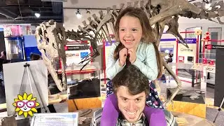Jamin' with Kyra! at the Asheville Science Museum 🦴🦖🦕🌍