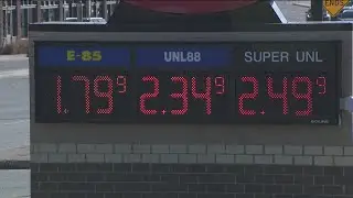 Iowa advocates look to nationwide E-15 approval to help farmers, lower gas prices