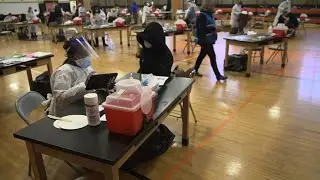 Doctor: COVID vaccines safe for allergic people