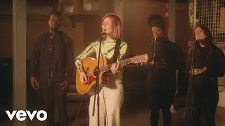 Emily Burns - Hello (Live)