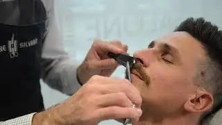 Regolazione baffo