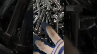 ANSI American Grade 5 hex bolt. Price discounts are offered,. Can OEM