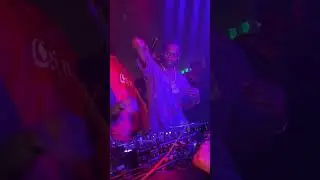 Travis Scott Plays Wonderwall by Oasis at London Club