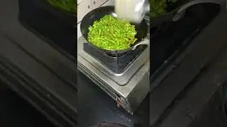 मुळ्याच्या शेंगांची भाजी#gavranrecipy#mulirecipe #villagerecipe #simplefood #villagestylefood