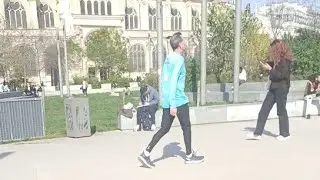 Une Petite Balade A Paris