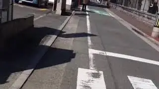 裏道を歩く
