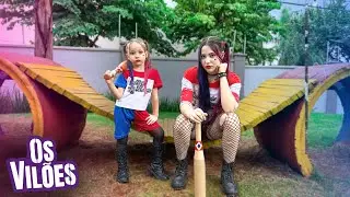 OS VILÕES em: A ARLEQUINA E SUA FILHA ESTÃO SOZINHAS NOVAMENTE - O filme | Larissa Gaino