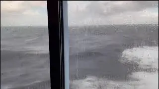 Scary tidal waves in middle of the ocean
