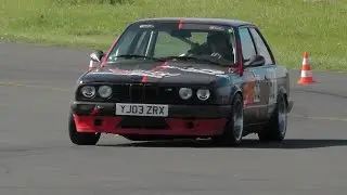 DM-Slalom Finale Bitburg 2014 - Dirk Vogel, BMW e30 im Anflug