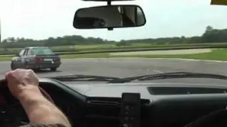 Circuit De Bresse 29 mai 2010 - BMW E30 325i vs 323i - video 6