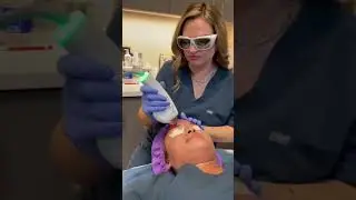 MOXI is a non-ablative fractional laser that treats pigmentation, tone, texture, for radiant skin. ✨