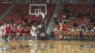 Mercer Bears take on LaGrange Panthers in men's basketball home opener